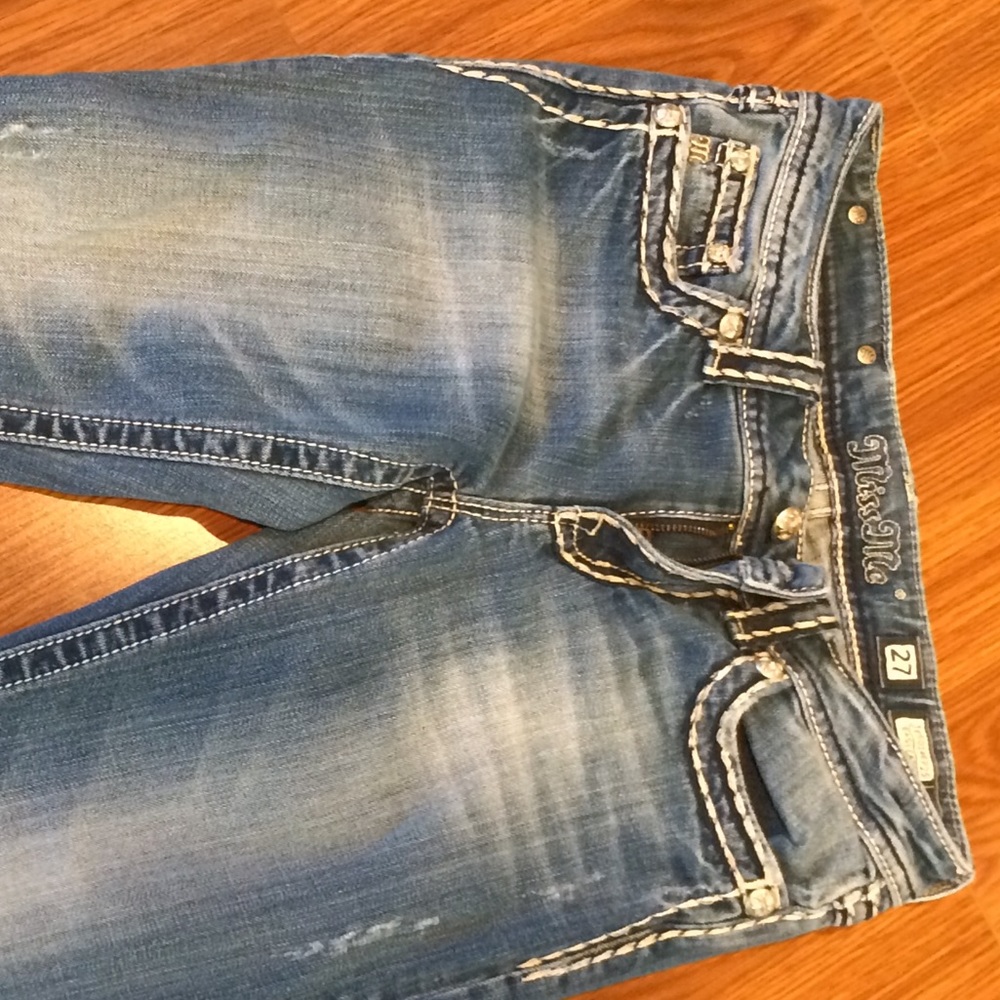 Miss Me crop jeans